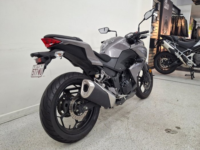 2017 Kawasaki Z300 Silver