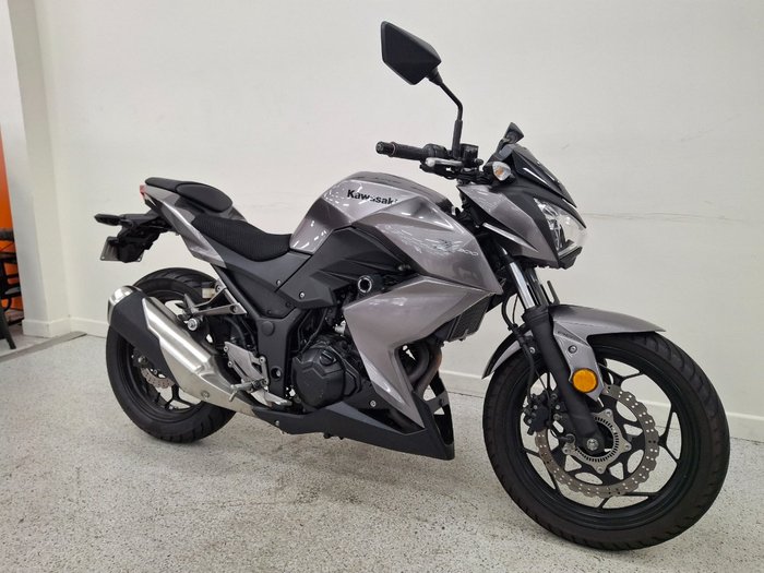 2017 Kawasaki Z300 Silver