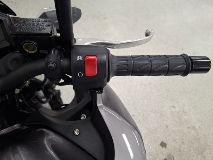 2017 Kawasaki Z300 Silver