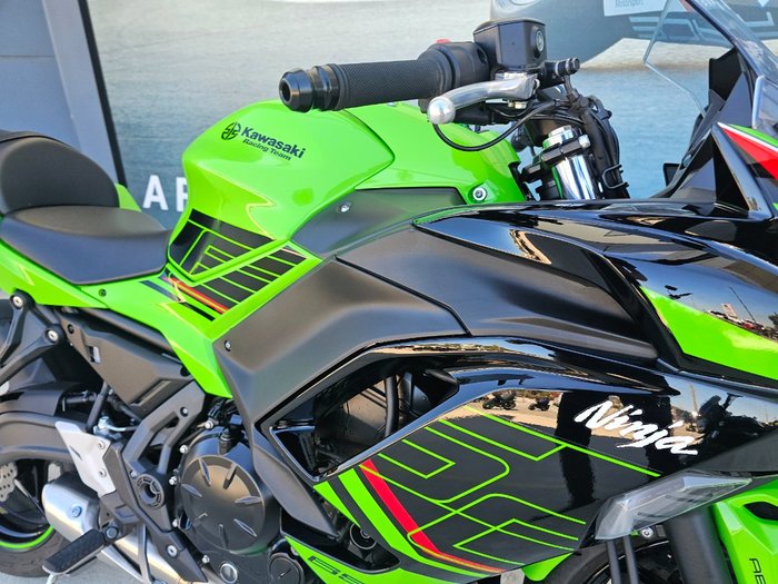 2023 Kawasaki NINJA 650L Green