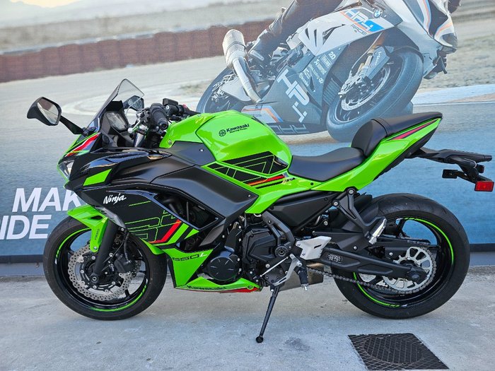 2023 Kawasaki NINJA 650L Green