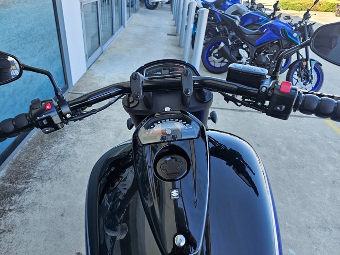 2015 Suzuki VZR 1800 BOULEVARD (M109R) Black
