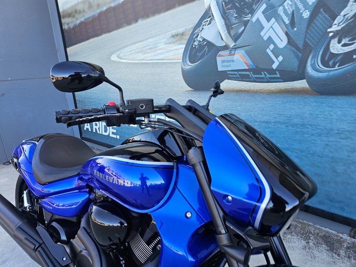 2015 Suzuki VZR 1800 BOULEVARD (M109R) Black