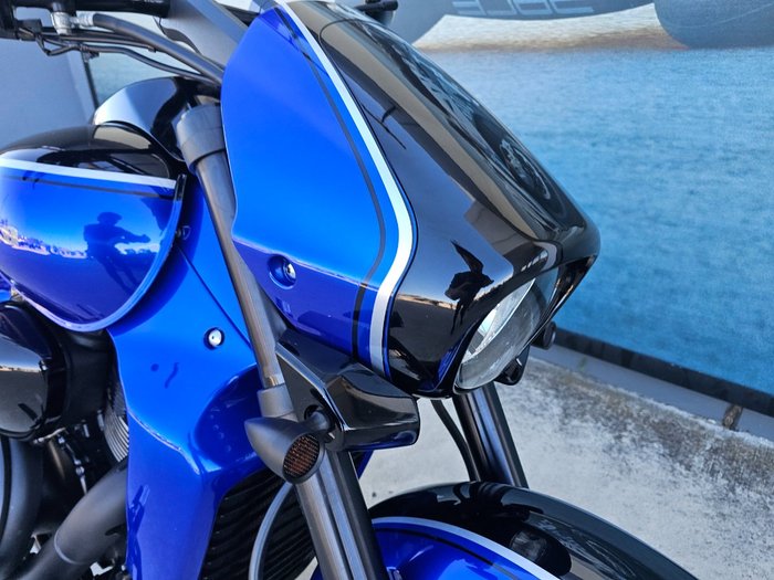 2015 Suzuki VZR 1800 BOULEVARD (M109R) Black