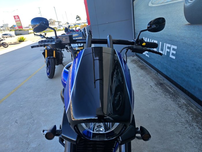 2015 Suzuki VZR 1800 BOULEVARD (M109R) Black