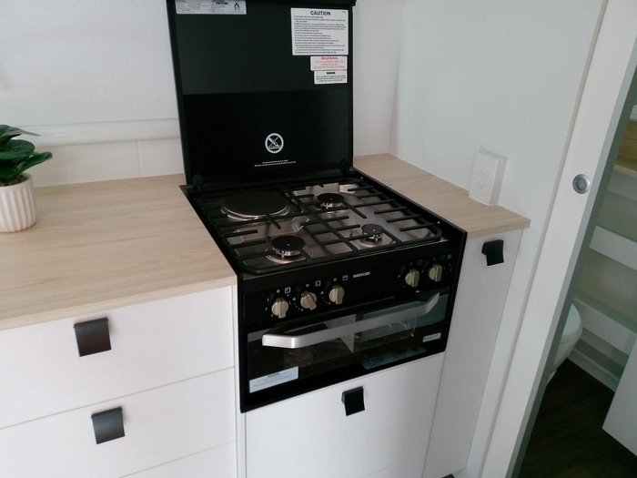 2025 Windsor Daintree