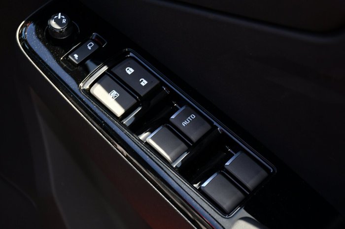 2025 Isuzu D-MAX X-TERRAIN