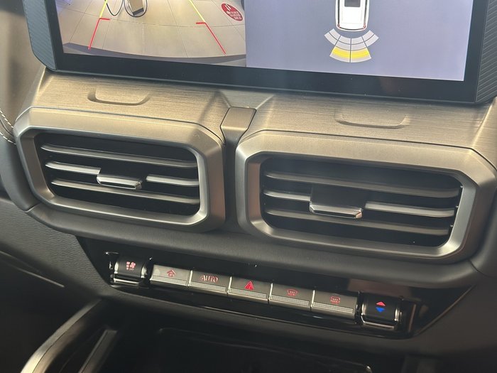 2025 LDV D90 Executive