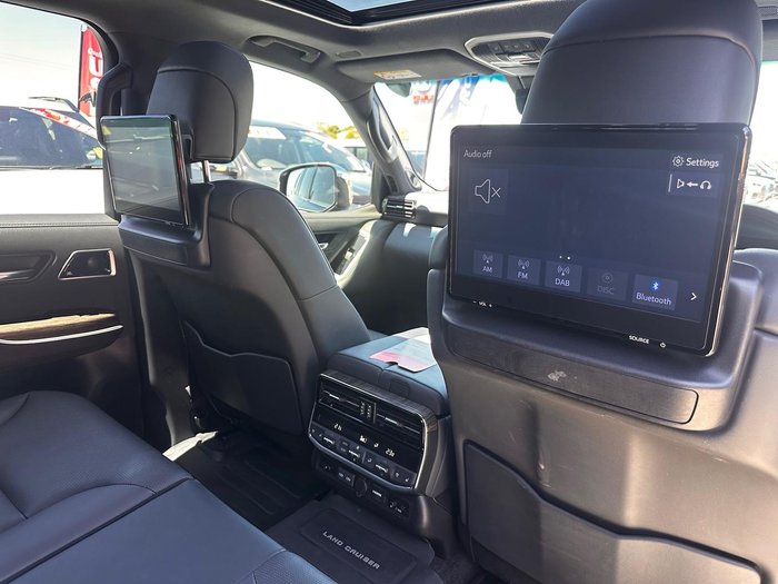 2023 Toyota Landcruiser Sahara