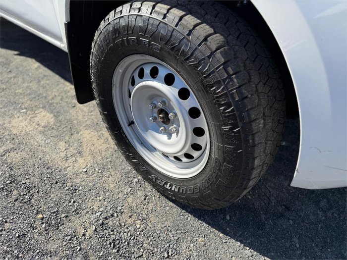 2022 NISSAN NAVARA SL (4x4)