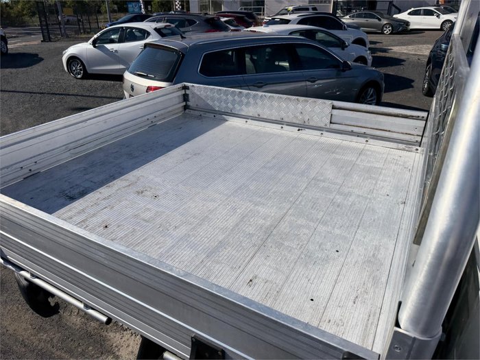 2022 NISSAN NAVARA SL (4x4)