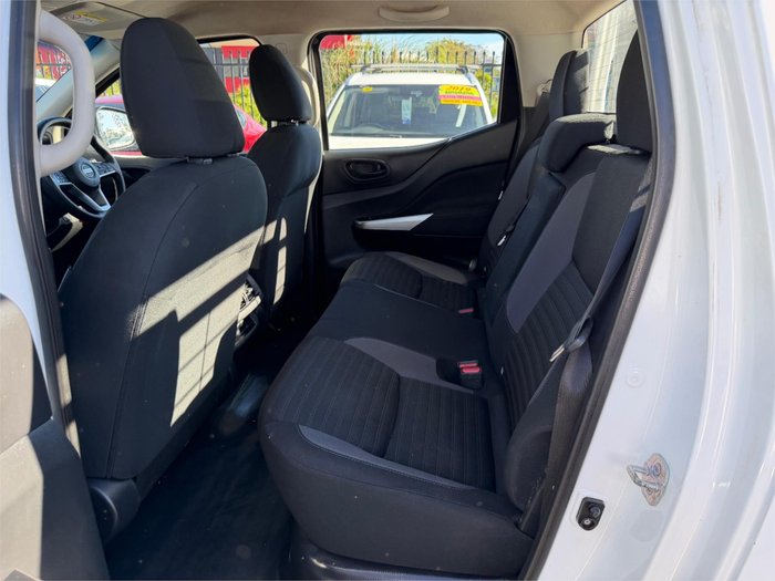 2022 NISSAN NAVARA SL (4x4)