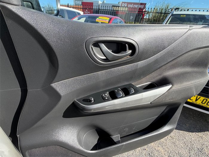 2022 NISSAN NAVARA SL (4x4)