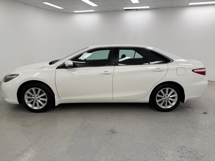 2016 Toyota Camry Atara S ASV50R Diamond White