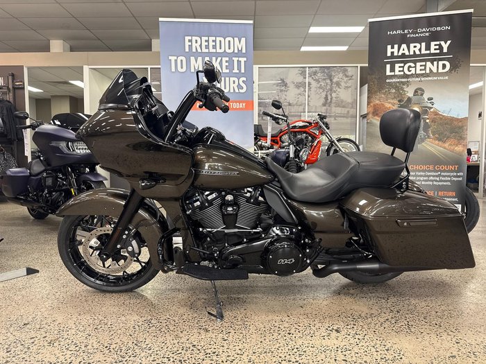 2020 Harley-Davidson Road Glide Special 114 (FLTRXS) Touring Bronze