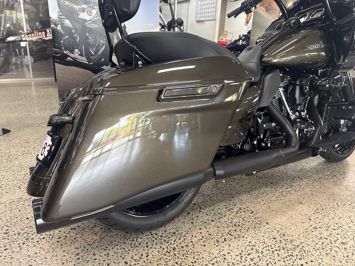 2020 Harley-Davidson Road Glide Special 114 (FLTRXS) Touring Bronze