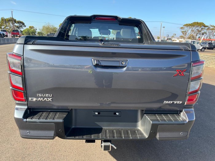 2025 Isuzu D-MAX X-TERRAIN