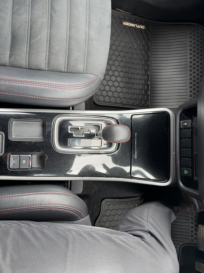 2021 Mitsubishi Outlander Black Edition