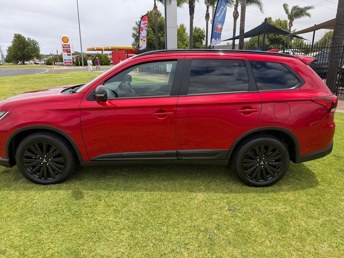 2021 Mitsubishi Outlander Black Edition