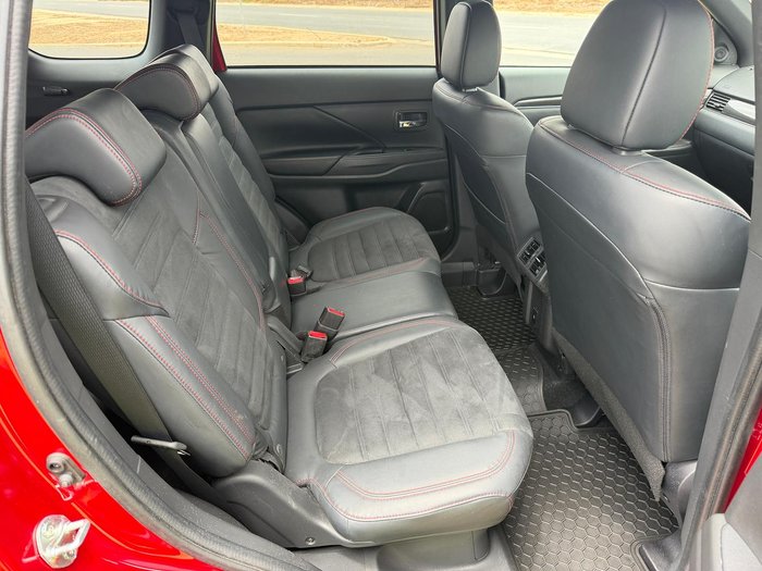 2021 Mitsubishi Outlander Black Edition