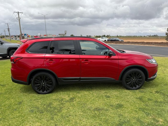 2021 Mitsubishi Outlander Black Edition