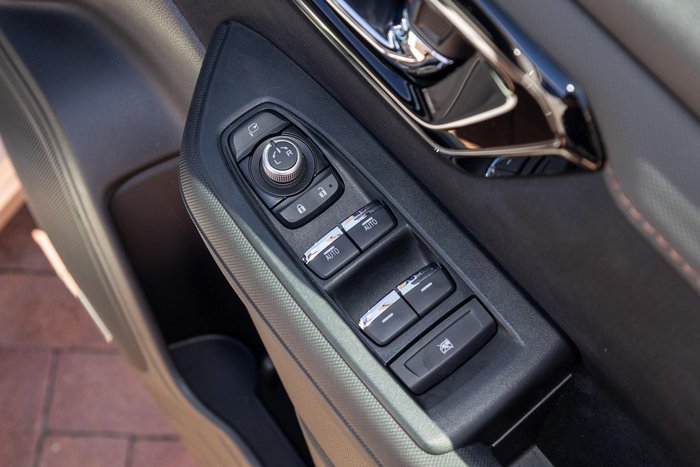 2025 Subaru Forester Touring S6 MY26 AWD Crystal White