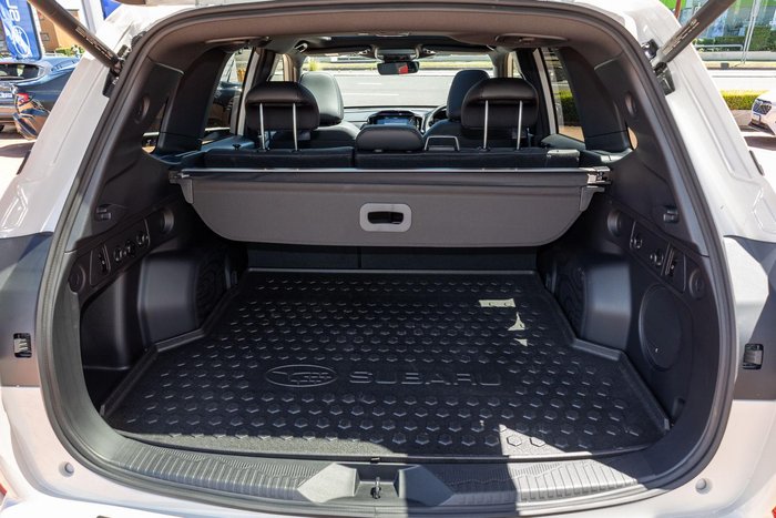 2025 Subaru Forester Touring S6 MY26 AWD Crystal White