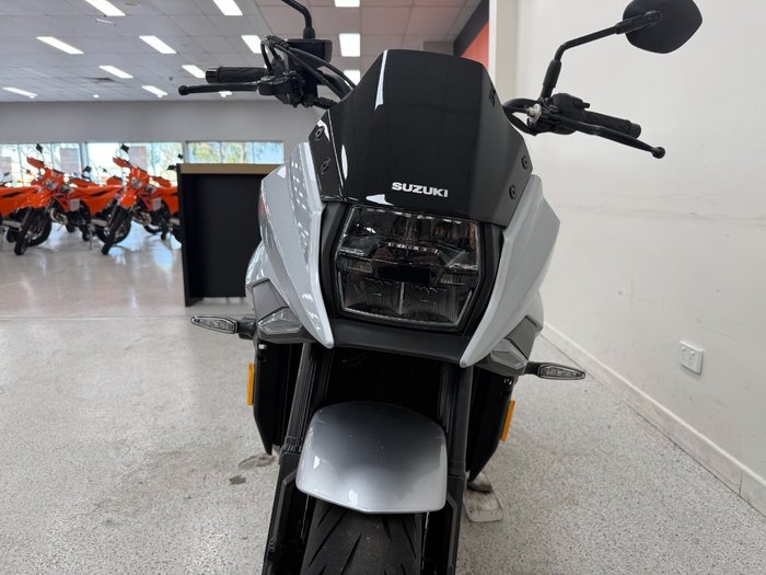 Suzuki 2020 SUZUKI 1000CC GSXS-S1000SRQ Silver