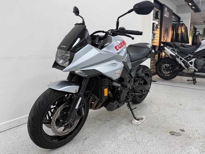 Suzuki 2020 SUZUKI 1000CC GSXS-S1000SRQ Silver