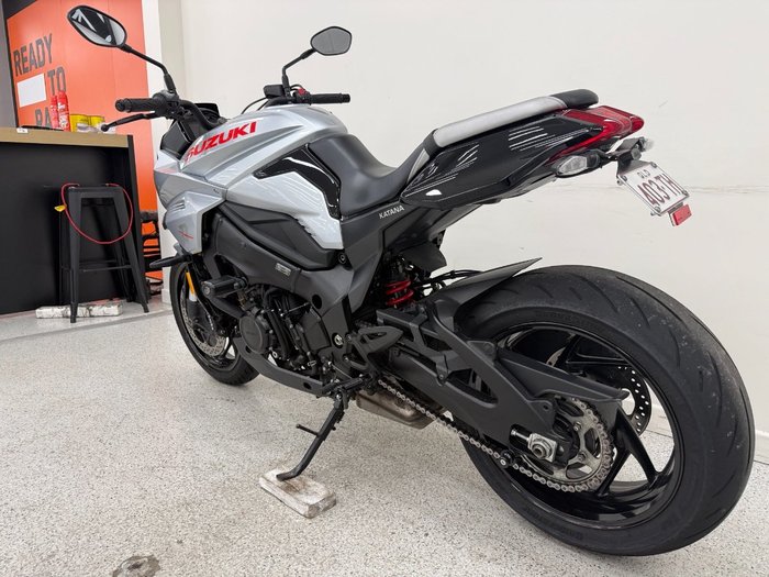 Suzuki 2020 SUZUKI 1000CC GSXS-S1000SRQ Silver