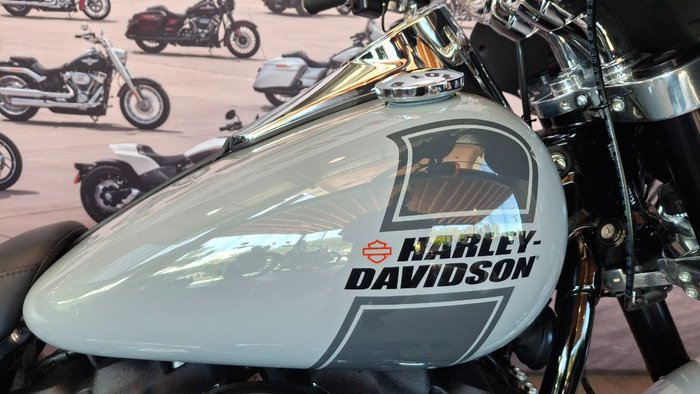 2024 Harley-davidson FLSB SPORT GLIDE (107) BILLIARD GREY