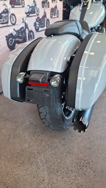 2024 Harley-davidson FLSB SPORT GLIDE (107) BILLIARD GREY
