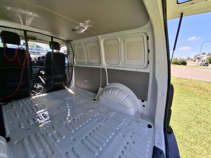 2018 Volkswagen Transporter TDI250 Runner T6 MY18 Candy White