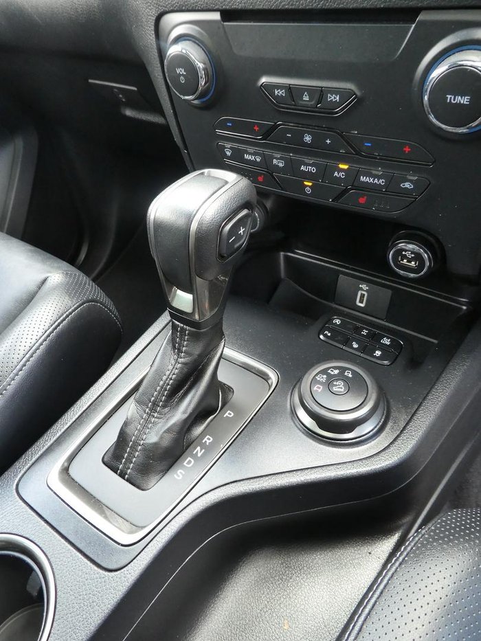 2020 Ford Everest Titanium