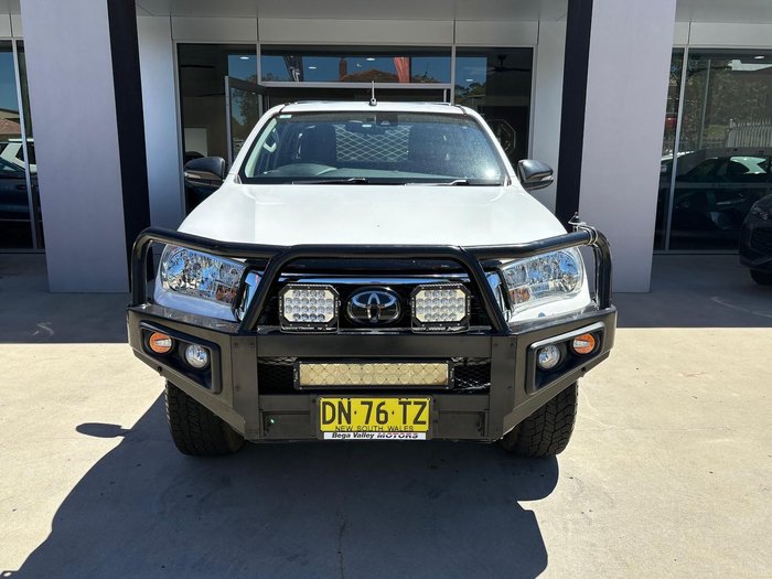 2020 Toyota Hilux SR