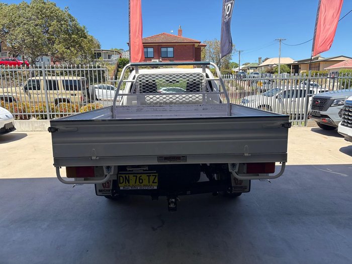 2020 Toyota Hilux SR