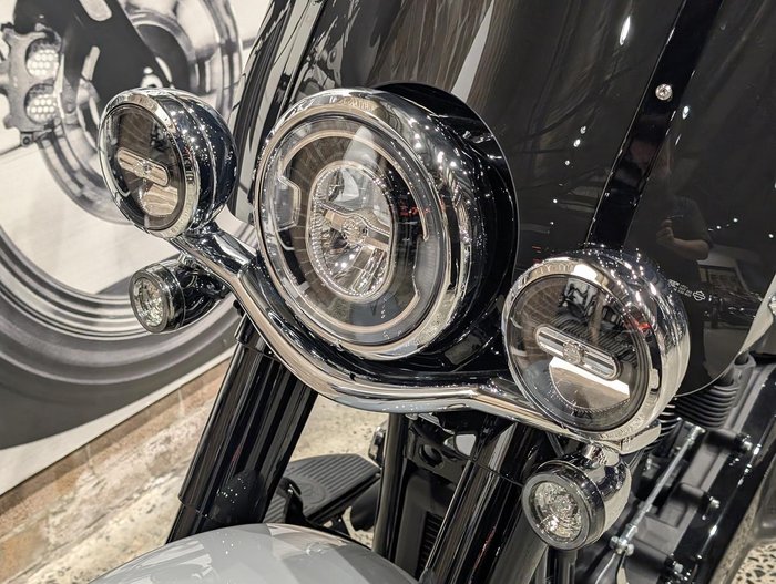 2025 Harley-Davidson Heritage Classic 117 (FLHC) Softail