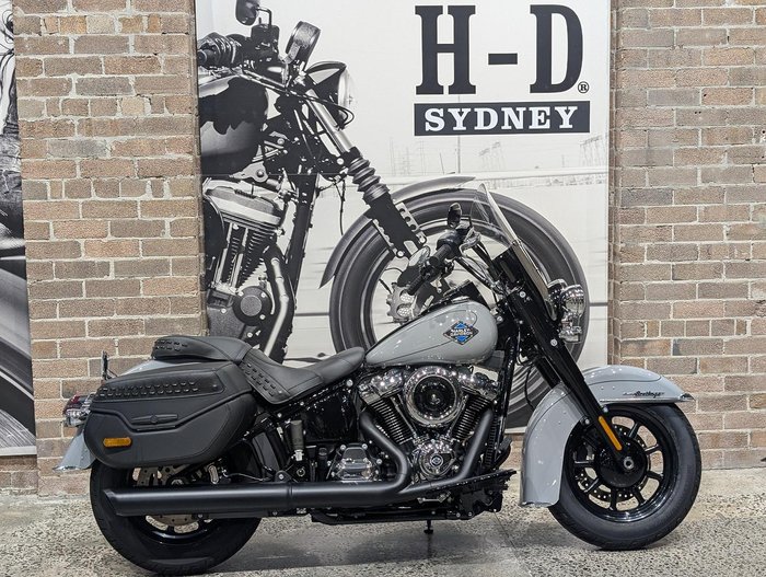 2025 Harley-Davidson Heritage Classic 117 (FLHC) Softail