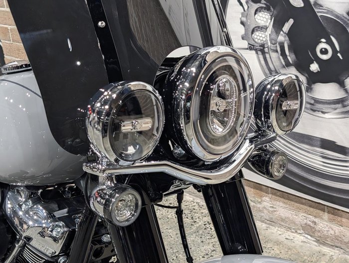 2025 Harley-Davidson Heritage Classic 117 (FLHC) Softail