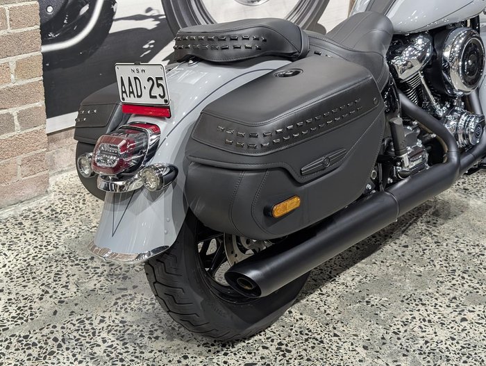 2025 Harley-Davidson Heritage Classic 117 (FLHC) Softail