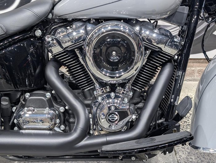 2025 Harley-Davidson Heritage Classic 117 (FLHC) Softail