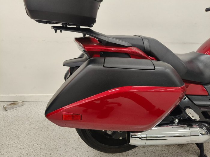 Honda 2014 HONDA 1300CC CTX1300A Red