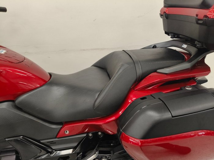 Honda 2014 HONDA 1300CC CTX1300A Red