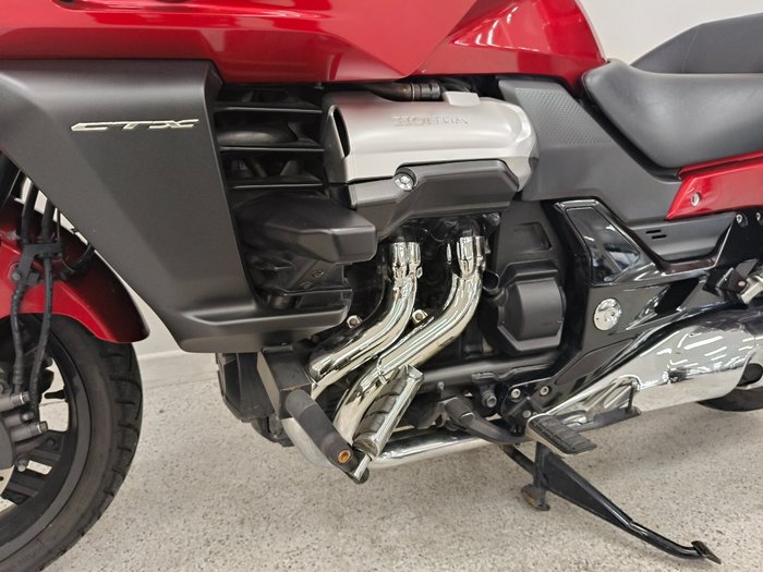 Honda 2014 HONDA 1300CC CTX1300A Red