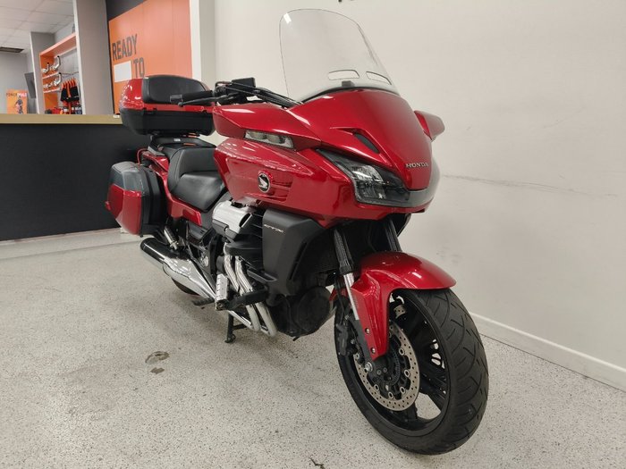 Honda 2014 HONDA 1300CC CTX1300A Red