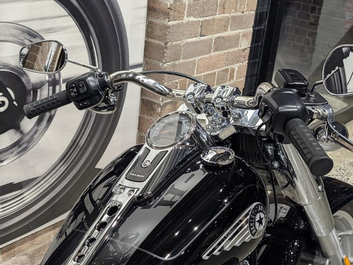 2025 Harley-Davidson Fat Boy 117 (FLFB) Softail Black