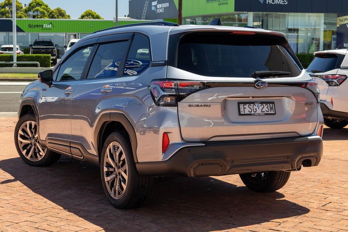 2025 Subaru Forester Hybrid Touring S6 MY26 AWD Ice Silver