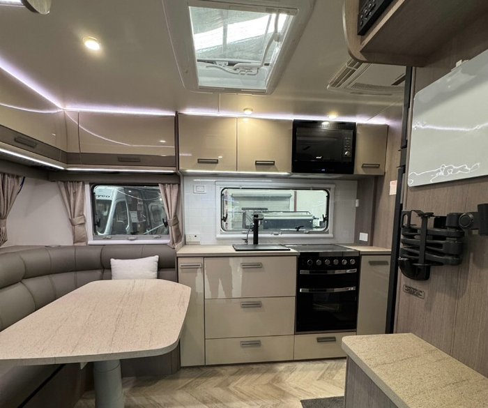 2021 JAYCO SILVERLINE 21.65-3.SL