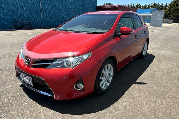 2013 Toyota Corolla Ascent Sport