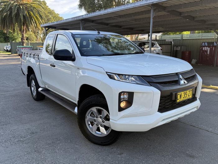 2020 Mitsubishi Triton